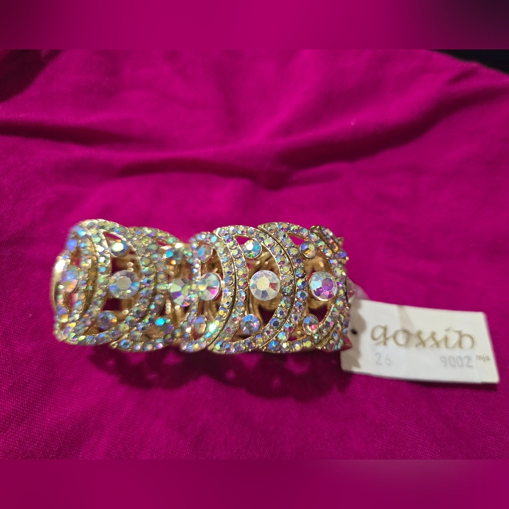 Vintage Iridescent Bracelet